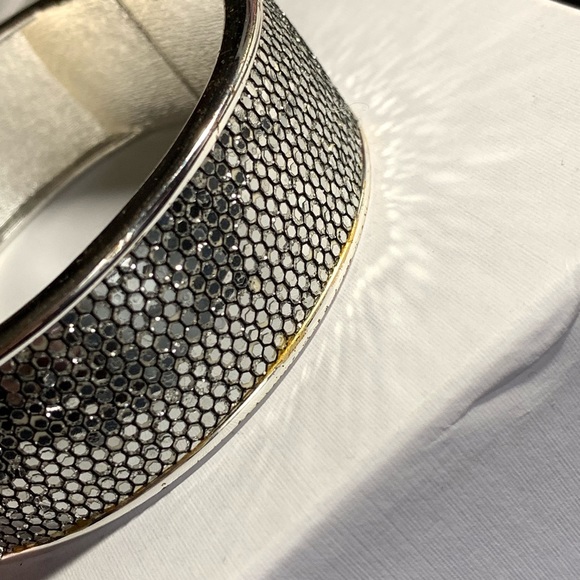 Betsey Johnson silver metallic bangle bracelet - Picture 6 of 6
